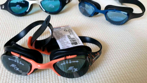 NABAIJI แว่นตาว่ายน้ำผู้ใหญ่ ซีลกันน้ำเข้าอย่างดี ไม่เป็นฝ้า ระยะการมองกว้าง