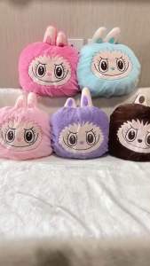 หมอนผ้าห่ม Labubu มาแล้วจ้า กระแสฮิตไม่มีตกเทรน เนื้อผ้านิ่ม งานน่ารักมากๆ รีบเลย!! H249