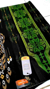 SARUNG KETJUBUNG ARDAN STAR JKM GOLD MOTIF TIMBUL\\n\\n Apa Itu Sarung Ketjubung Ardan Star?\\n\\nSarung Ketjubung Ardan Star adalah sarung yang dirancang secara unik dan elegan, cocok untuk berbagai kesempatan. Motif timbul JKM Gold yang indah dan detail membuat sarung ini menjadi pilihan tepat bagi mereka yang mencari keanggunan dan kenyamanan dalam satu produk.\\n\\n Desain Unik Untuk Berbagai Acara\\n\\nSarung Ketjubung Ardan Star hadir dengan desain yang unik dan menarik, yang dapat dipakai dalam berbagai acara. Motif timbul JKM Gold menciptakan daya tarik visual yang kuat, sementara tekstur dan warna yang halus membuatnya nyaman untuk dikenakan.\\n\\n Sarung Ketjubung Ardan Star: Cocok Untuk Berbagai Kesempatan\\n\\nSarung Ketjubung Ardan Star cocok untuk berbagai kesempatan, mulai dari acara formal hingga santai. Motif timbul JKM Gold yang indah dan detail membuatnya menjadi pilihan tepat untuk acara-acara spesial.\\n\\n Keunggulan Sarung Ketjubung Ardan Star\\n\\nSarung Ketjubung Ardan Star memiliki beberapa keunggulan yang membuatnya menjadi pilihan tepat bagi mereka yang mencari keanggunan dan kenyamanan dalam satu produk.\\n\\n Motif Timbul JKM Gold\\n\\nMotif timbul JKM Gold pada sarung ini adalah salah satu keunggulan utamanya. Motif ini menciptakan daya tarik visual yang kuat dan menambah nilai estetika sarung.\\n\\n Desain Nyaman & Elegan\\n\\nSarung Ketjubung Ardan Star dirancang dengan pertimbangan kenyamanan dan estetika. Tekstur halus dan warna yang menenangkan membuatnya nyaman untuk dikenakan, sementara desain elegannya menciptakan daya tarik visual yang kuat.\\n\\n Cara Menggunakan Sarung Ketjubung Ardan Star\\n\\nSarung Ketjubung Ardan Star dapat digunakan dengan mudah dan nyaman. Berikut adalah beberapa tips untuk mengenakannya:\\n\\n Tips Mengenakan Sarung Ketjubung Ardan Star\\n\\n1. Pastikan sarung pas dengan tubuh Anda.\\n2. Gunakan ikat pinggang atau tali pinggang untuk menambah kesan rapi.\\n3. Padukan dengan atasan yang sesuai dengan acara yang akan Anda hadiri.\\n\\n Sarung Ketjubung Ardan Star Dalam Berbagai Acara\\n\\nSarung Ketjubung Ardan Star cocok untuk berbagai acara, mulai dari acara formal hingga santai. Berikut adalah beberapa contoh cara menggunakannya dalam berbagai acara:\\n\\n* Acara Formal: Padukan dengan atasan putih dan ikat pinggang hitam untuk tampilan yang rapi dan elegan.\\n* Acara Santai: Padukan dengan kaos dan sandal jepit untuk tampilan yang santai dan nyaman.\\n\\n Sarung Ketjubung Ardan Star Dalam Konteks Budaya Indonesia\\n\\nSarung Ketjubung Ardan Star memiliki makna budaya yang kuat dalam konteks Indonesia. Berikut adalah beberapa hal yang perlu diketahui:\\n\\n Makna Motif Timbul JKM Gold\\n\\nMotif timbul JKM Gold pada sarung ini memiliki makna budaya yang kuat. Motif ini melambangkan kemewahan, keanggunan, dan keberuntungan.\\n\\n Tradisi Mengenakan Sarung Ketjubung Ardan Star\\n\\nSarung Ketjubung Ardan Star adalah bagian dari tradisi mengenakan sarung dalam budaya Indonesia. Sarung ini sering digunakan dalam acara-acara spesial seperti pernikahan, syukuran, dan acara-acara formal lainnya.\\n\\n Sarung Ketjubung Ardan Star: Pilihan Terbaik Untuk Anda\\n\\nSarung Ketjubung Ardan Star adalah pilihan terbaik bagi mereka yang mencari keanggunan dan kenyamanan dalam satu produk. Berikut adalah beberapa alasan mengapa Anda harus memilih sarung ini:\\n\\n Kelebihan Sarung Ketjubung Ardan Star\\n\\n* Motif timbul JKM Gold yang indah dan detail.\\n* Desain nyaman dan elegan.\\n* Cocok untuk berbagai kesempatan.\\n\\n Sarung Ketjubung Ardan Star: Investasi Yang Tepat\\n\\nSarung Ketjubung Ardan Star adalah investasi yang tepat bagi mereka yang mencari keanggunan dan kenyamanan dalam satu produk. Dengan harga yang kompetitif, sarung ini akan menjadi salah satu barang yang akan sering Anda gunakan dalam berbagai kesempatan.\n}