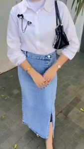 Rebecca Rok Jeans Wanita Belah samping Korean Style