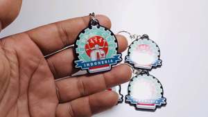 GANTUNGAN KUNCI VESPA / GANCI PIN /  PIN CUSTOM GANTUNGAN KUNCI CUSTOM / GANCI RESIN / GANCI BOLAK BALIK