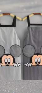 防水防油可擦手围裙 (2件) Waterproof and Oil-Resistant Hand-Wipe Apron 你是不是缺一个可擦手的#防水防油围裙⁉😆有它不会弄得衣服到处都是油渍,两边大口袋放手机也很方便‼桃皮绒带兜背带围裙