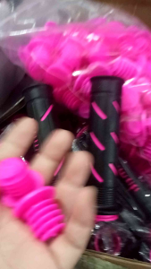 HANDGRIP GRIP MODEL SISIK BLACK PINK PLUS KARET HANDLE REM MOTOR UNIVERSAL SEMUA MOTOR