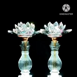 [ Cao 30 cm ] CẶP ĐÈN THỜ LED  PHA LÊ BÔNG SEN LỚN [ TỰ ĐỘNG ĐỔI MÀU ]