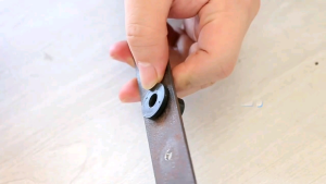 (1ตัว)บูทชิวบังลม ขนาด M5 ใส่ได้หลายรุ่น