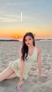 Josie dress ชุดเดรสผ้าไหมพรหม แต่งระบายชั้นๆที่ปลายกระโปรงใส่สวยน่ารักมาก ยืดได้ตามตัวใส่แล้วดูหุ่นเพียว สินค้าพร้อมส่งจ้า