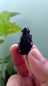 #JD034 Smoky quartz แกะสลักองค์คเณศ พระพิฆเนศ สูง 2.8 cm ตั้งโต๊ะได้ หินธรรมชาติ สีน้ำตาล