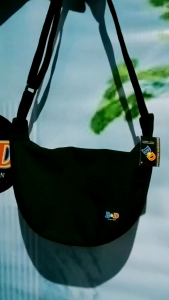 Tas Slempang Kanvas: Tas Nyaman & Multifungsi