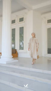 ANDINI VIRSYA SETELAN WANITA MUSLIM SILK MOTIF BY VENTE