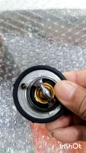 วาล์วน้ำ Ford Fiesta ฟอร์ด เฟียสต้า 82 องศา เครื่อง 1.4 1.5 & 1.6 ของแท้ Ford