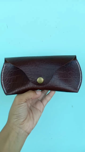 case kacamata kulit asli motif buaya