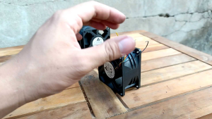 Quạt Tản Nhiệt 12v 7x7x3.8cm~2.25A