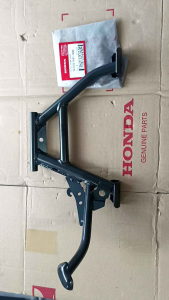 Center Stand Honda Genuine(Honda Beat V2 Fi)