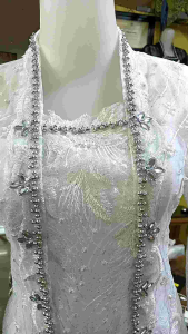 Kebaya Kutubaru Modern Wisuda Lengan Panjang