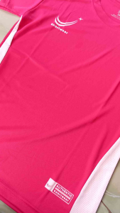 Atasan Kaos Olahraga Wanita: Jersey Badminton & Senam Aerobik Yoga