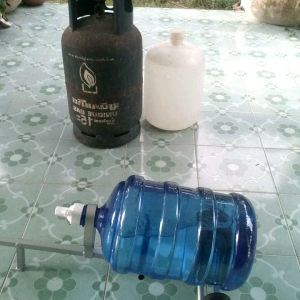 อุปกรณ์ช่วยยกถังแก๊ส ถังน้ำและตะแคงขวดรินน้ำ #รถเข็นถังแก๊ส #รถเข็นถังน้ำ