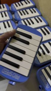 Pianika 7 Not Fullset (Selang Peniup dan Tas) / Pianika 7 Tombol / Pianika Mini Fullset (Selang Peniup dan Tas)