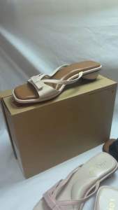 ✨TTFS✨ Women Bow Low Heel Sandals Selipar Wanita Heels Kasual Sandal Fashion 3cm JU002