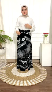 Sarung Batik Wanita Motif Mbak Santri Bisa Pilih Warna