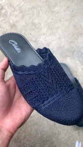 SEPATU SANDAL TUTONG WANITA TERBARU 2025 KARET MENTAH ANTI SLIP ANTI LICIN VIRAL