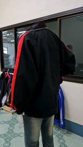 เสื้อแจ็คเก็ตผู้ชายกันลม     1