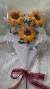 ช่อดอกทานตะวัน ดอกไม้ด้วยกำมะหยี่