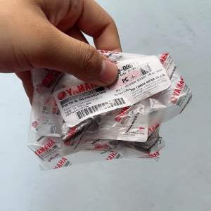 Bộ ốc gác chân zin yamaha gồm 4 con cho dòng spark135 và Ex205-2010