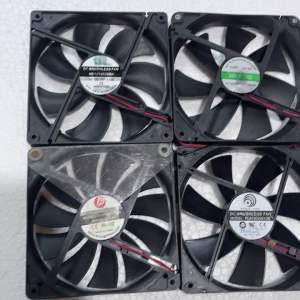 Quạt 12V 14x14x2.5cm (dòng từ 0.2A đến 0.5A)