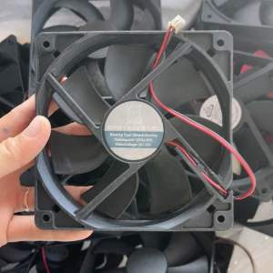 Quạt 12V fan 12x12x2.5cm (dòng dưới 0.2A có jack cắm)