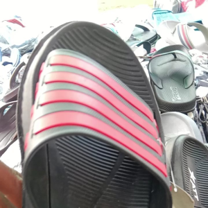 Sandal Kokop Pria Dewasa: Desain Modern & Nyaman