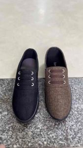 Giày lười vãi nam mẫu mới..kiểu dáng đẹp..size từ 38-43..mang rất êm chân