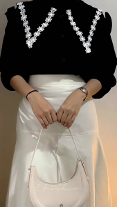 Atasan wanita Blouse  Lengan Panjang Kerah Renda Polo Linen Leora blouse kekinian casual elegan premium