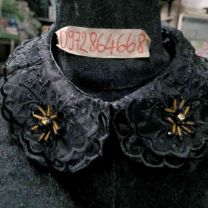 Cổ áo sơ mi 2 lớp thêu hoa đính cườm