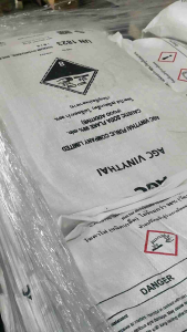 โซดาไฟเกล็ดอย่างดี เกรด A (โซดาไฟเกล็ด 98%) ขนาด 25 กก.