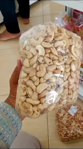 Kacang Mede Mete Mentah 1kg: Manfaat & Cara Mengonsumsi