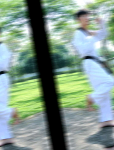 VÕ PHỤC TAEKWONDO MOOTO BASIC - Miễn Phí Vận Chuyển