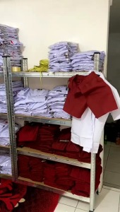 Seragam Sekolah Merah Putih LUXURY SD Kemeja Putih Pendek Laki & Perempuan Kain Sanwosh