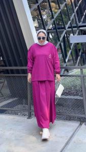 Mokuma-Setelan Rok Wanita Lengan Panjang Ld 120cm Brand Logo Saku Bordir