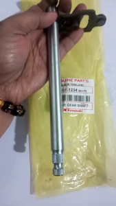 Understanding & Using Kawasaki Genuine Change Gear Shaft for Barako (BC175)