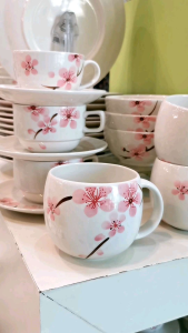 INDRA CERAMIC เซรามิกเข้าไมโครเวฟได้ รวมชุดกาแฟ ชาพร้อมจานรอง แก้ว มัคฝาปิด ลายซากุระ