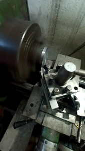 ด้ามมีดกลึง ใส่เม็ดK20 แบบไม่ต้องเชื่อมติดเปลี่ยนเม็ดมีดได้กลึงเกลียว ปอกผิว ปาดหน้า ครบจบที้ด้ามเดียว เหล็กแข็ง เหล็กหล่อ สแตนเลส เม็ดK20 ลุยได้หมด ด้าม16มิล กลึงรอยเชื่อม รอยตัดแก๊ส ได้