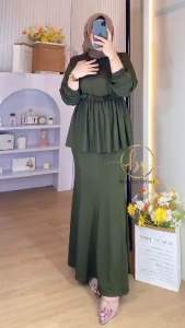 Moana Oneset Wanita / Setelan Rok dan Blouse Knit Lengan Panjang Wanita Motif Polos LD 102-110 cm muat hingga BB 65kg