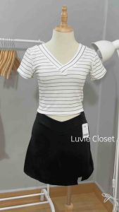 Áo Thun Croptop Tay Ngắn Cổ Chữ V Kẻ Sọc Ngang Chất Thun Dày Dặn Co Giãn Tốt Phong Cách Thời Trang Cơ Bản