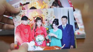 IN ẢNH THEO YÊU CẦU TỪ ĐIỆN THOẠI HÌNH CƯỚI GIÁ RẺ CHỈ TỪ 1K IN GIẤY LỤA SIÊU NÉT
