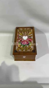 Kotak Mori Psht Kayu Jati Motif Natural Ukir Warna Bet Logo Psht Terbaru (FREE UKIR NAMA) / Tempat Penyimpanan Sabuk Mori Psht Terate 1922 / Tempat Mori Psht / Kotak Tempat Penyimpanan Mori Sh Psht / Kotak Mori Psht Aesthetic / Kotak Mori Psht Anti Rayap