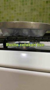 Rosita Cetakan Kue Cubit Ikan 4 Dan Tutup Gratis Sutil Kue