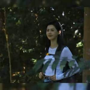 【Ice Cooling】Air conditioner fan handheld cooling fan extra strong wind-cooled usb rechargeable fan small