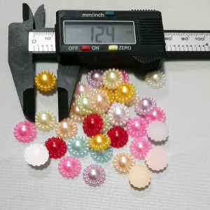 มุกล้อม 12 มิล ตกแต่ง งาน Femi มูลนิยม มุกล้อมซีก มุกพลาสติก เป็นคลาสที่มีสีเหลือง