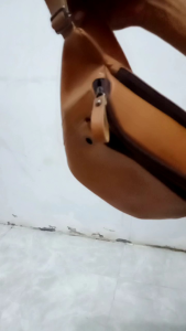 Tas Pinggang Pria: Tas Multifungsi & Ergonomis