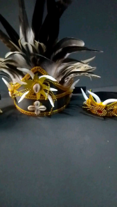 mahkota bulu taring#mahkota adat dayak/papua#mahkota karnafal